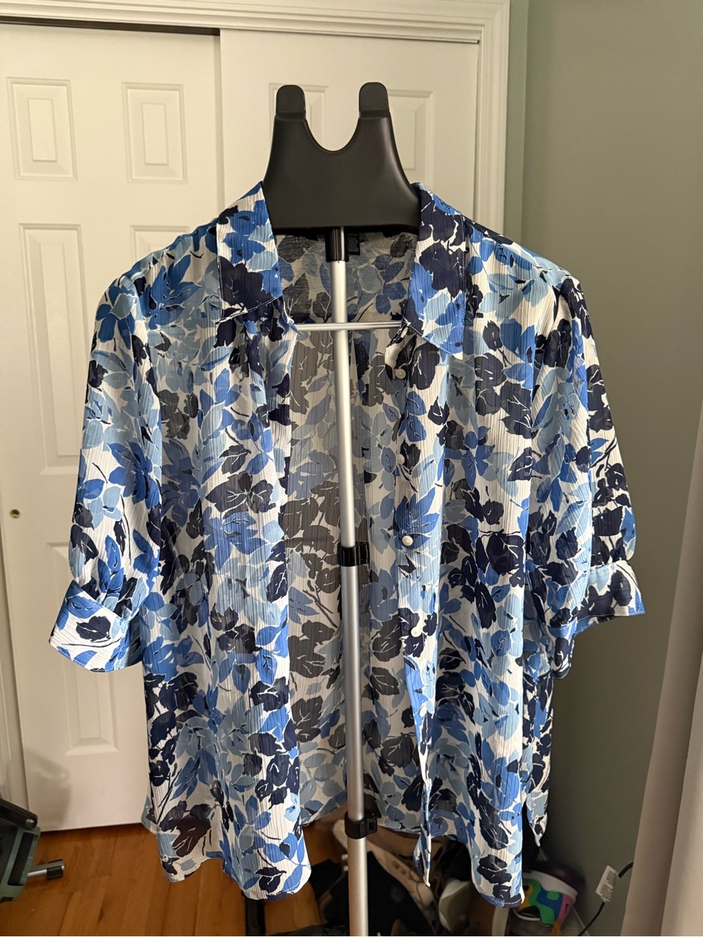 Chaps‎ XXL Blue Floral Sheer Button Front Blouse Coastal Grandmother Resortwear